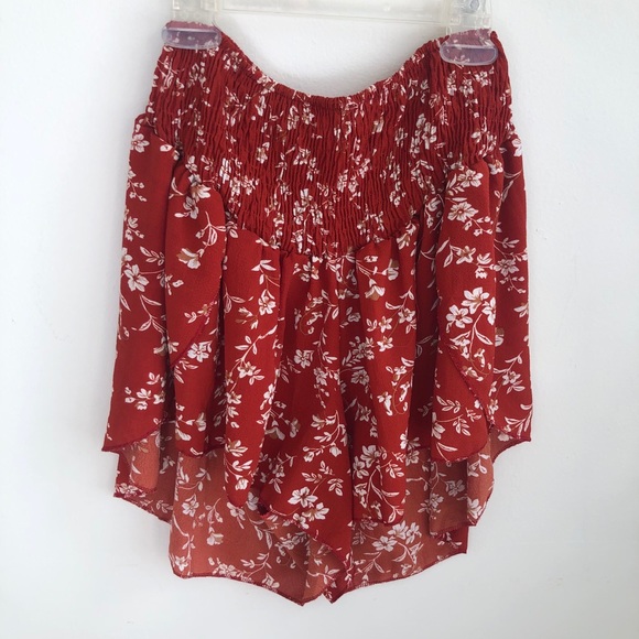 Shein 2 Piece Off the Shoulder Crop Top & Shorts - Picture 6 of 7